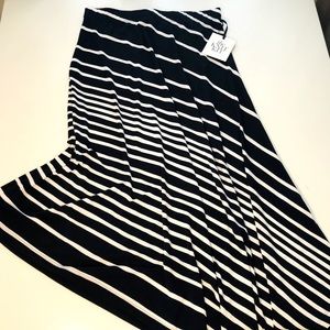 Navy/White Asymmetrical Skirt